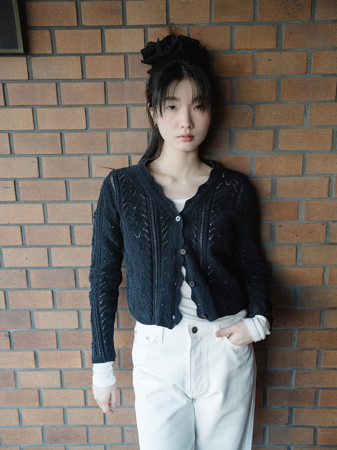 VELVET TEXTURED CARDIGAN_BLACK