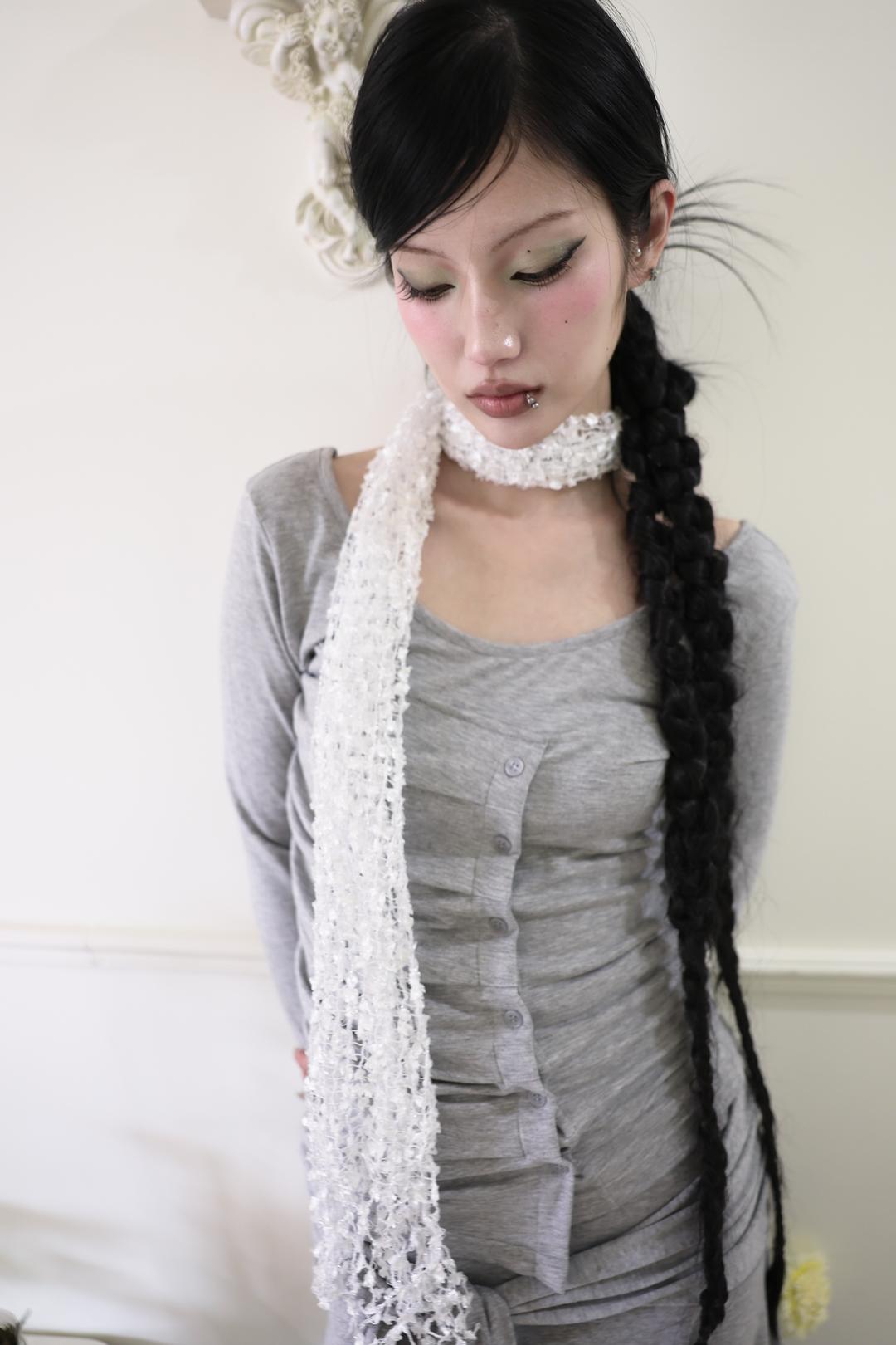 [Pink orchid house] Unbal shirring button T (3color) (Gray)