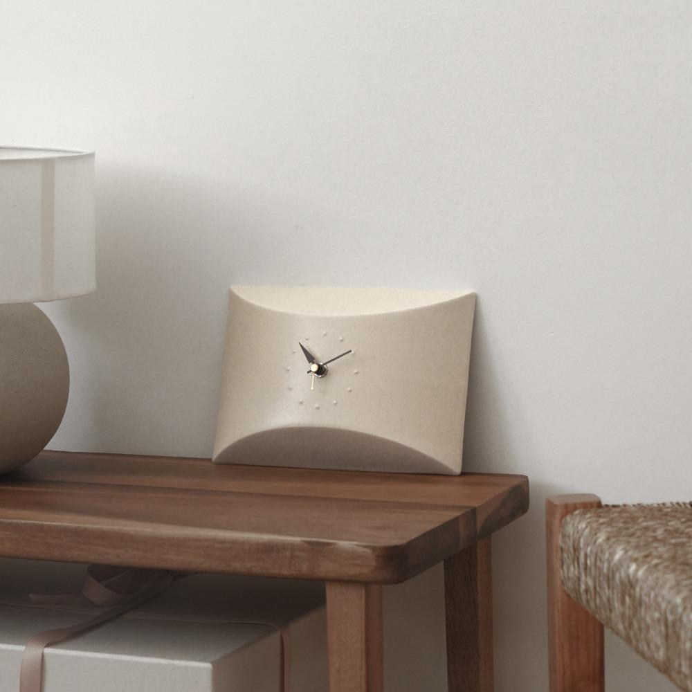 너트 벽시계_아몬드 크림