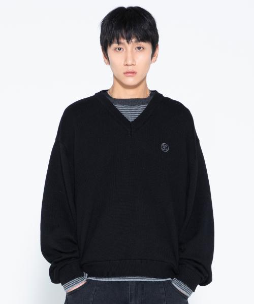 XTK180 스트라이프 레이어드 브이넥 풀오버 니트 (BLACK)