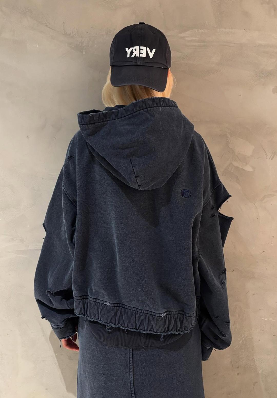 "VERY\" PIGMENT DYED BALL CAP, NAVY