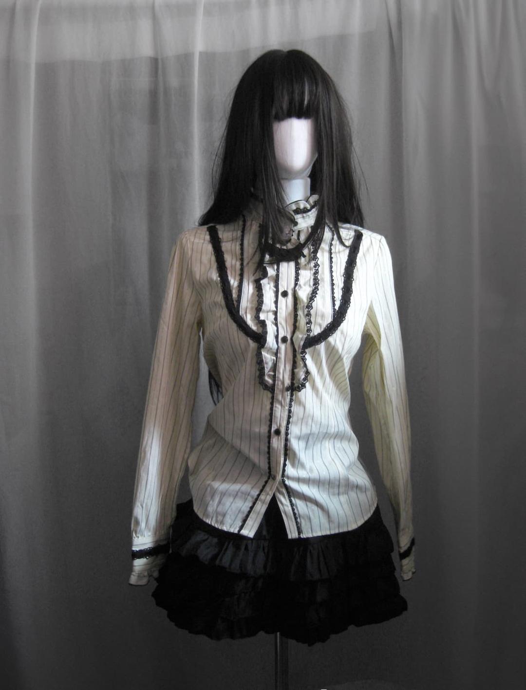 Axes femme  blouse 엑시즈팜 공겜여주 블라우스 | 후루츠패밀리