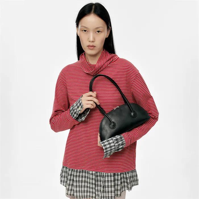 BESSETTE SHOULDER_black pull-up