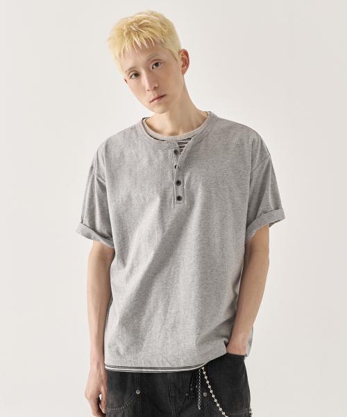 [크롭] 스트라이프 레이어드 헨리넥 반팔 티셔츠_멜란지 그레이