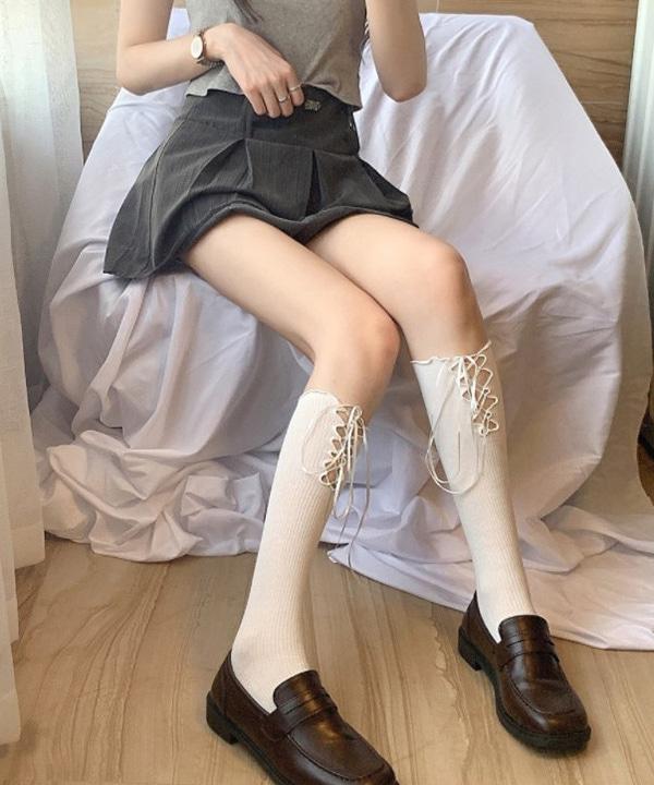 무료배송 스프링레이스업 니삭스 (블랙,화이트)  [금요기획 #코디아이템 #스타킹 #양말]