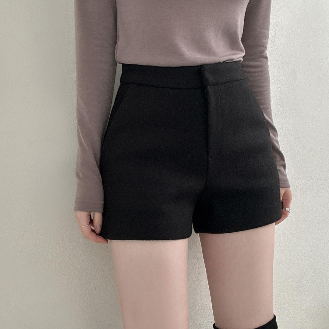 브링잇 [코트원단/겨울바지] 도톰 따뜻한 윈터 기모 울 숏팬츠 반바지