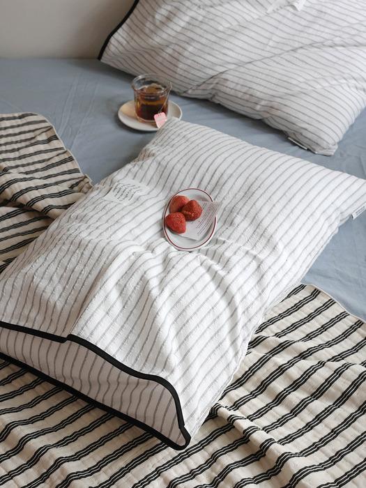 블랙스트라이프 라인 베개커버