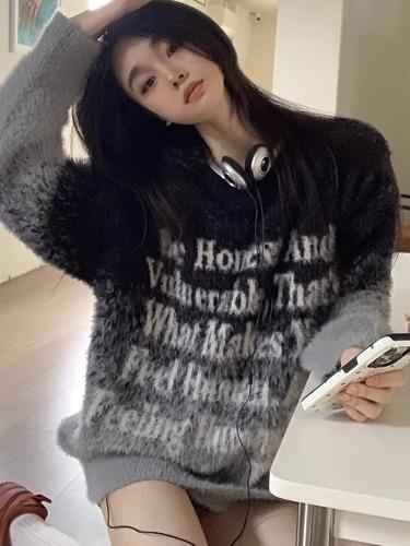 [블랙/브라운] 댓츠 레터링 퍼 라운드넥 그라데이션 배색 유니크 y2k 스트릿 오버핏 롱 니트