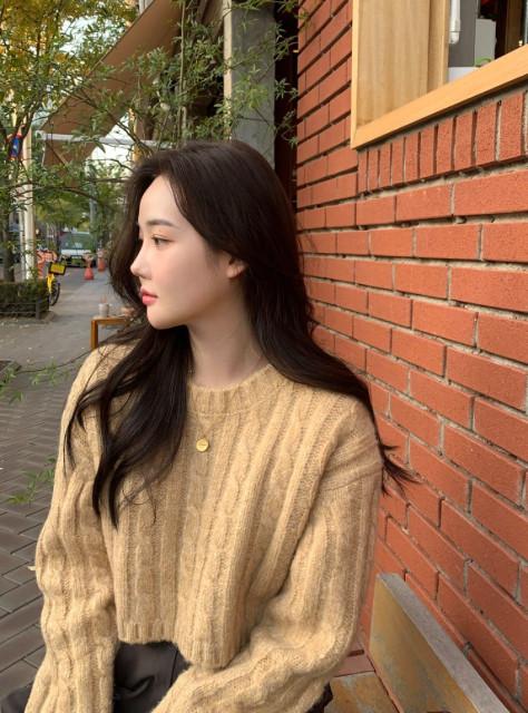 꽈배기 크롭 라운드니트