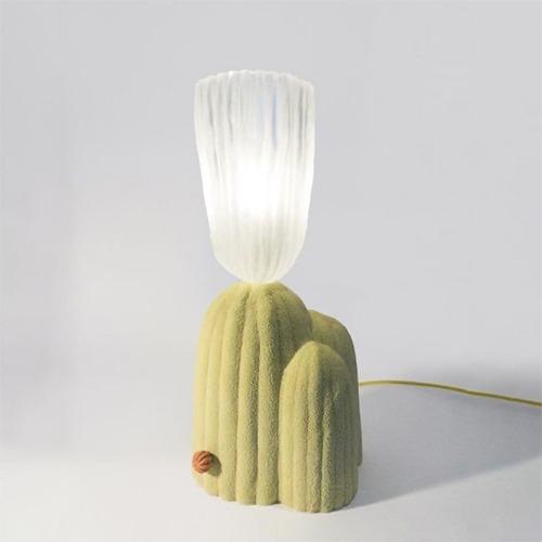 Cactus table lamp