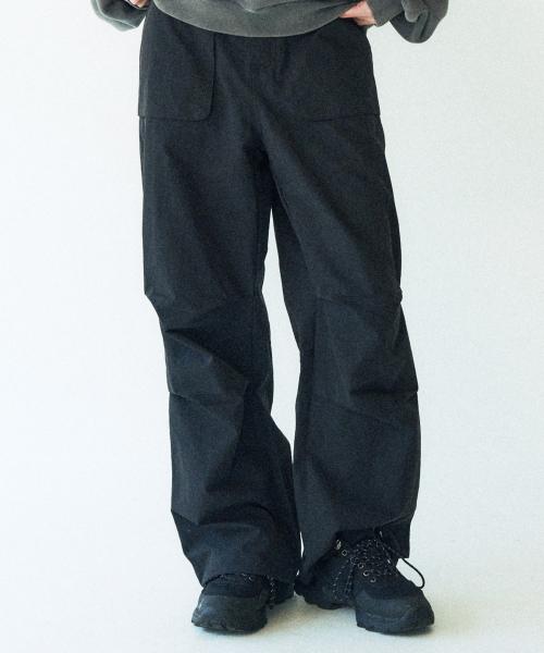 아웃 포켓 파라슈트 나일론 팬츠 [블랙]