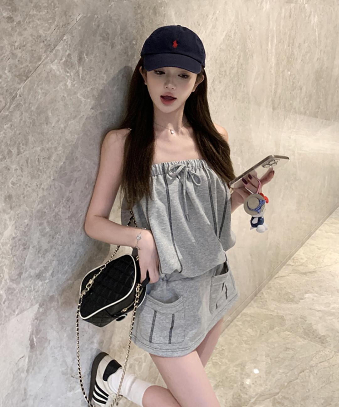 로스트체리 [핫걸룩🤍/유니크][면100] 요코 스티치 밴딩 튜브탑 포켓 트레이닝 미니 원피스 - 2color