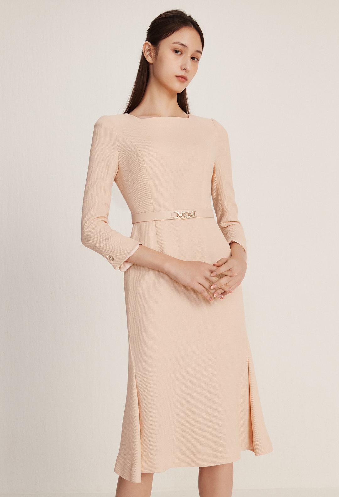 지고트(OUTLET) 스퀘어넥 울 머메이드 원피스 (BEIGE) JNAA0OP87