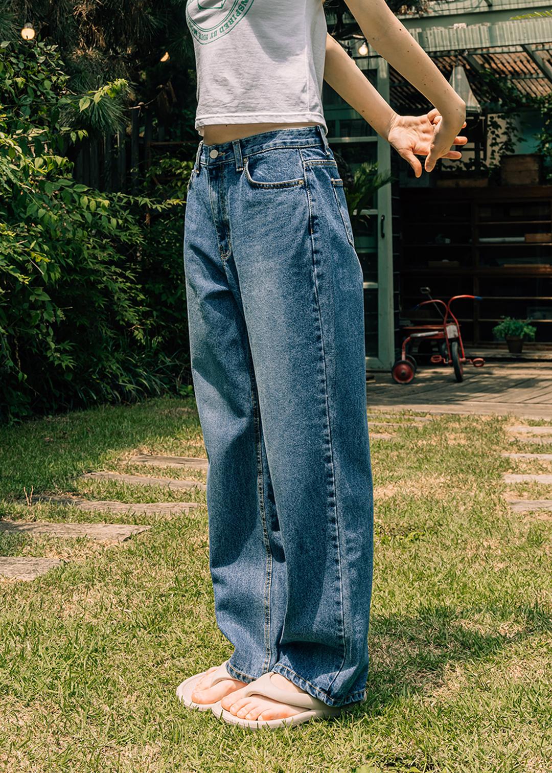 [WOMEN] [걸그룹 협찬 문의 다수] SEMI LOWWAIST WIDE JEANS DEEP BLUE