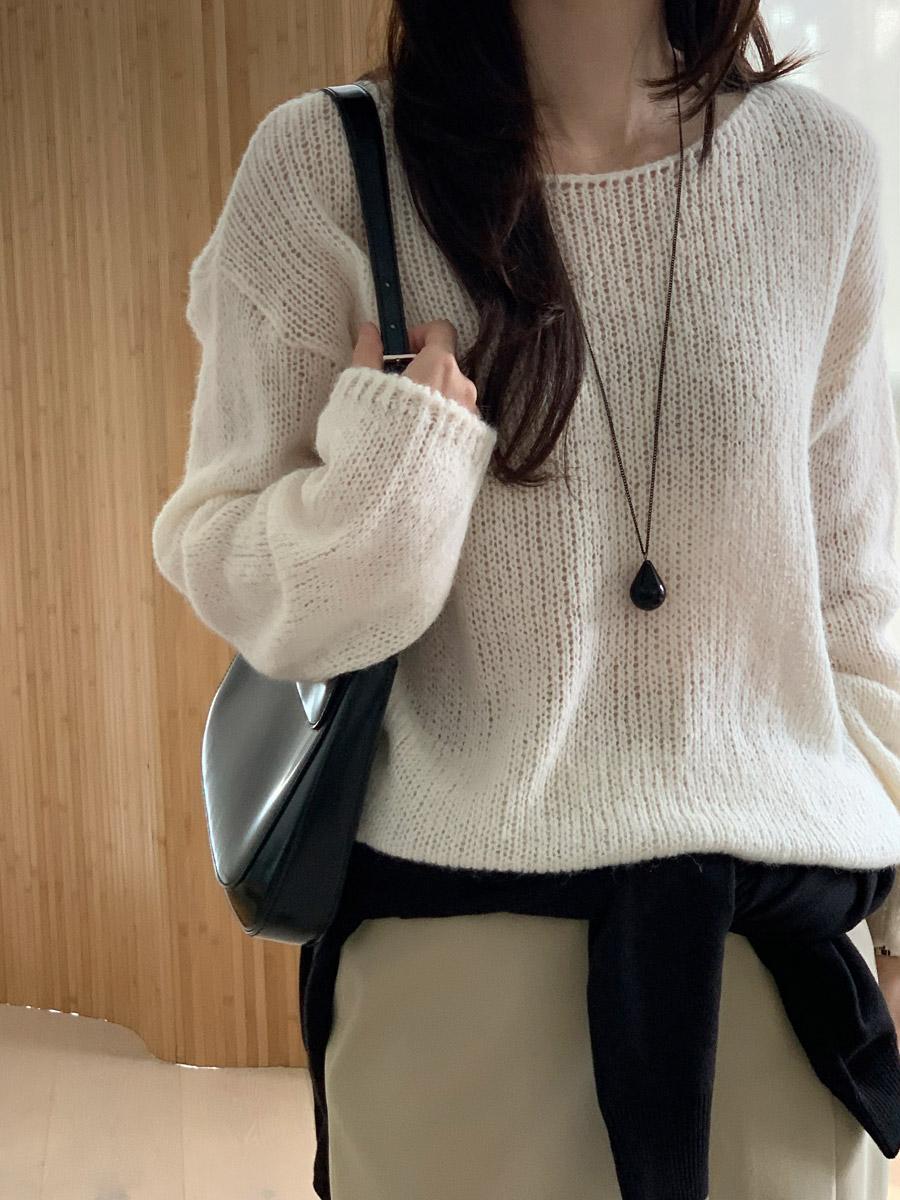 나이브실루엣 아로헬 울 알파카 그물 네트 루즈핏 시스루 보트넥 니트 2color