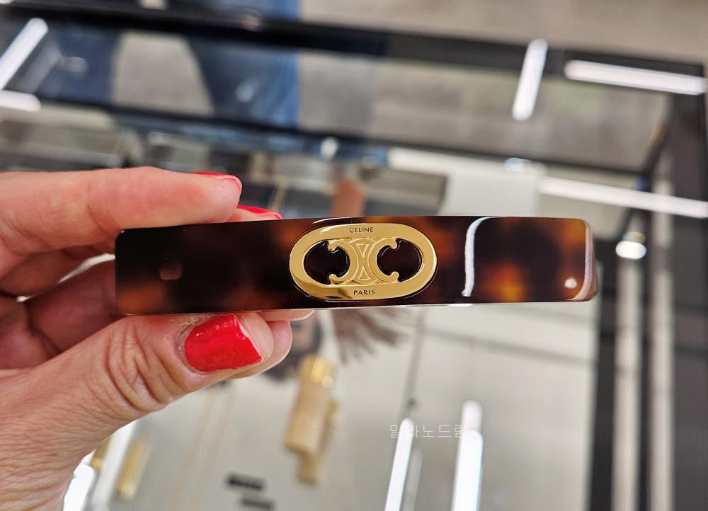 [관세포함] 셀린느 트리옹프 여성 헤어핀