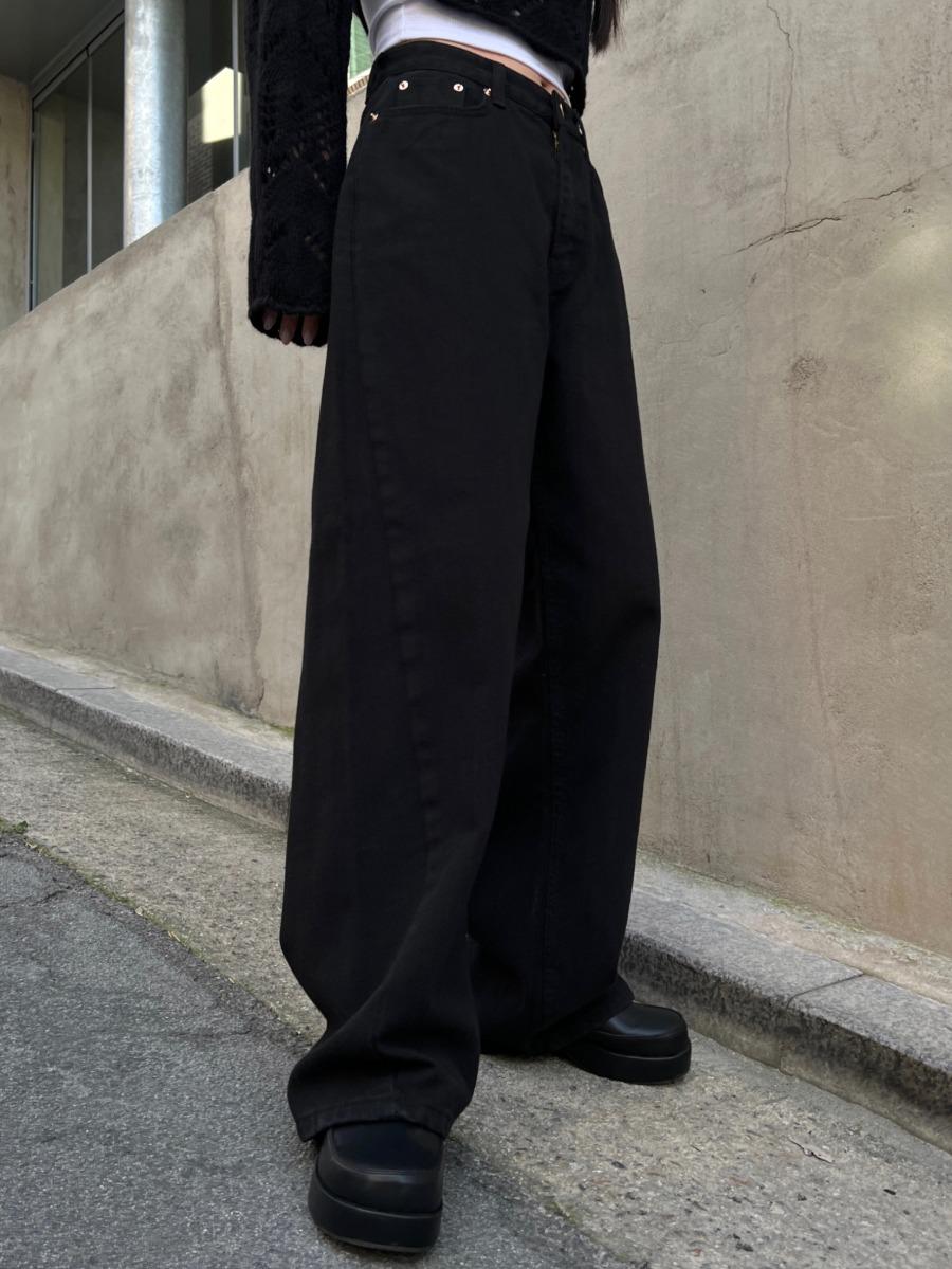 Section Black Denim Pants (black)