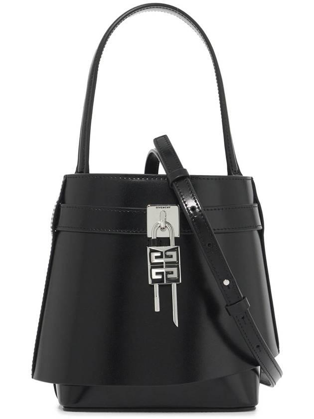 24FW 지방시 여성 버킷 백 -shaped shark lock leather bucket bag