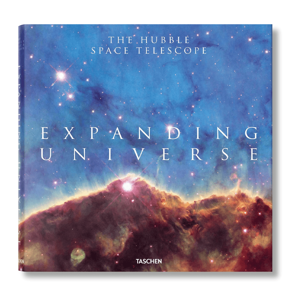 Expanding Universe. The Hubble Space Telescope
