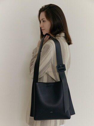 ARC SMALL BUCKET _ Artificial Leather_BLACK