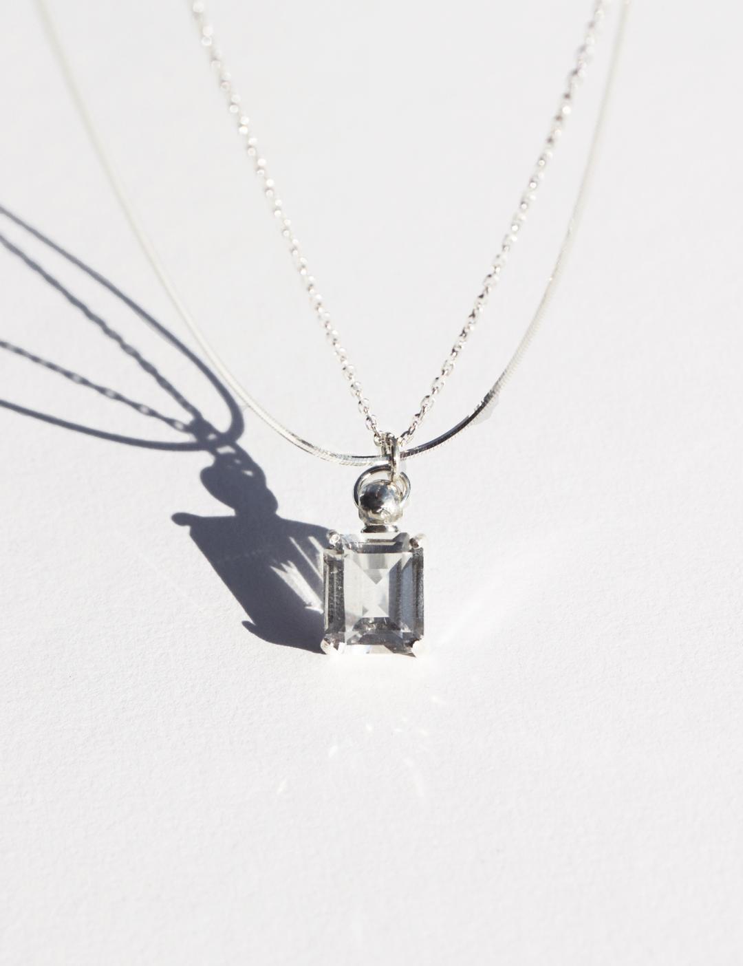 classic topaz necklace (white topaz)