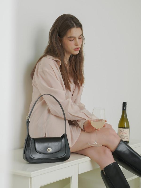Mignon Hobo Shoulder Bag - Black