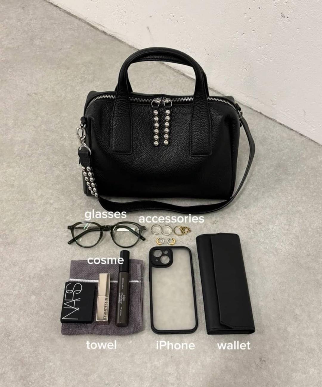 追加決定《本革/500mlボトル収納OK/ショルダー付き》スタッズボストンバッグ