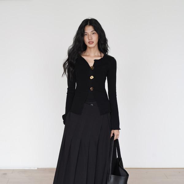 Pleated Detail Skirt Pants