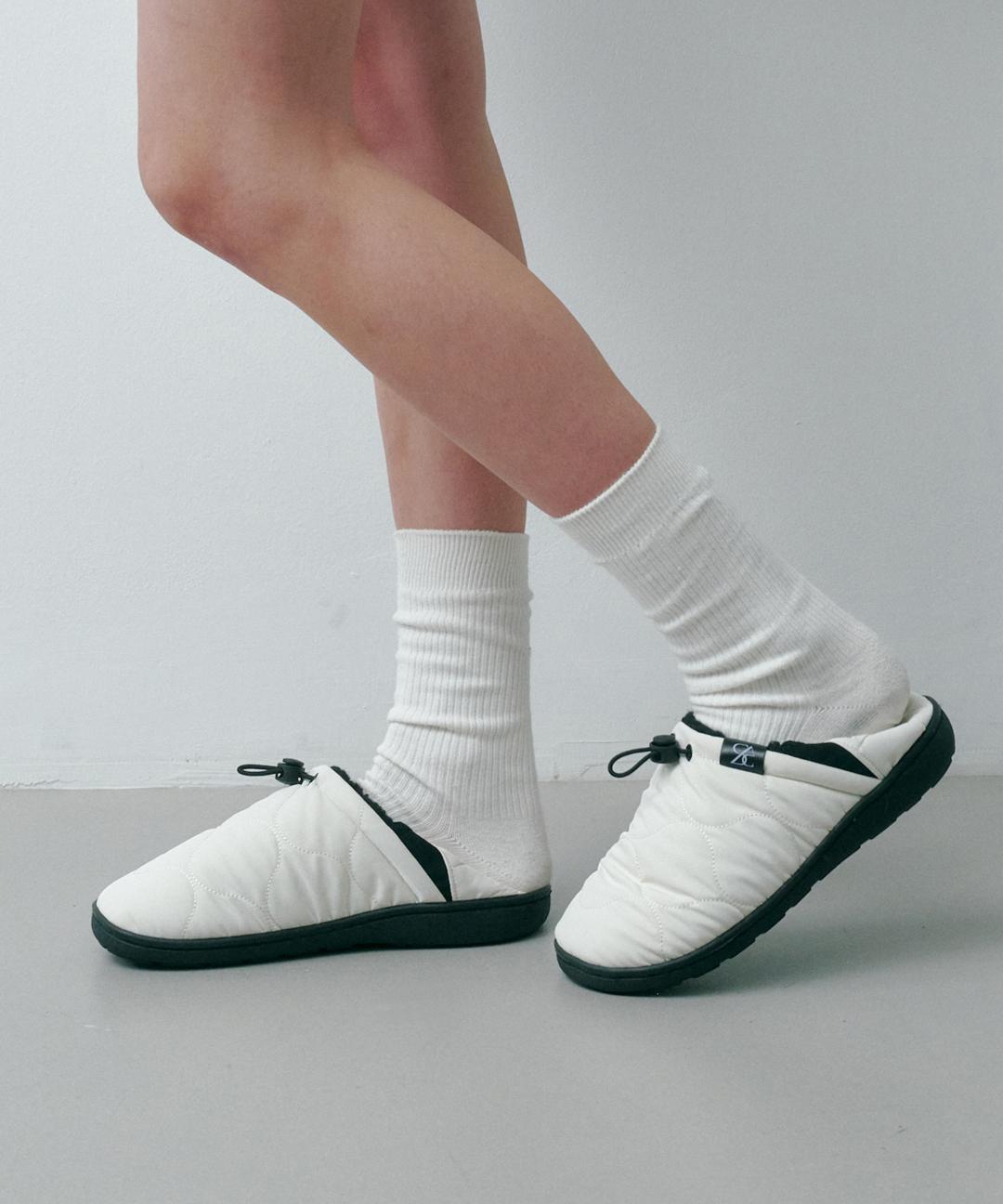 솔트앤초콜릿 라이브★[윈터]이지 필로우 패딩 슬립온 412540001 (3cm)