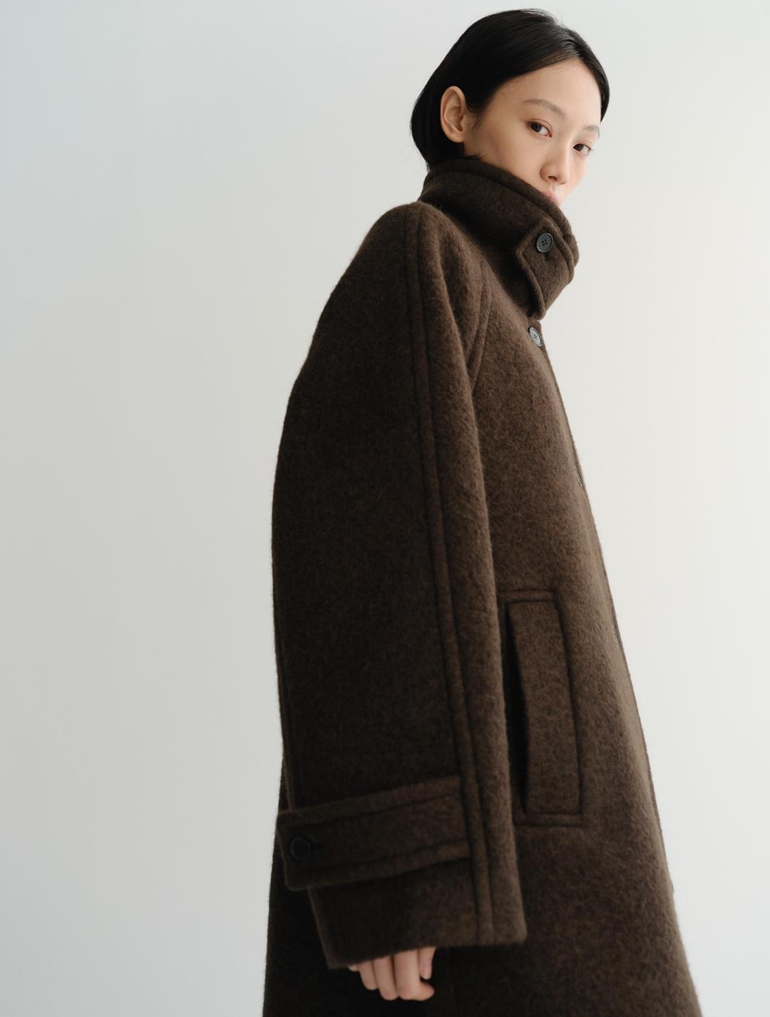 Alpaca Balmacaan Coat (Brown)