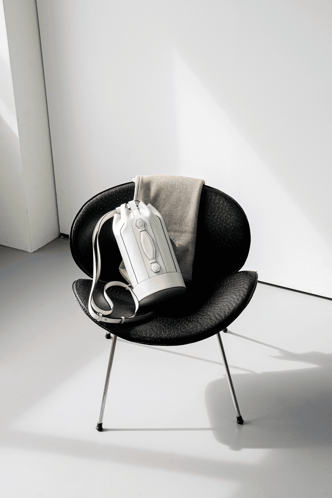 리브레백_화이트