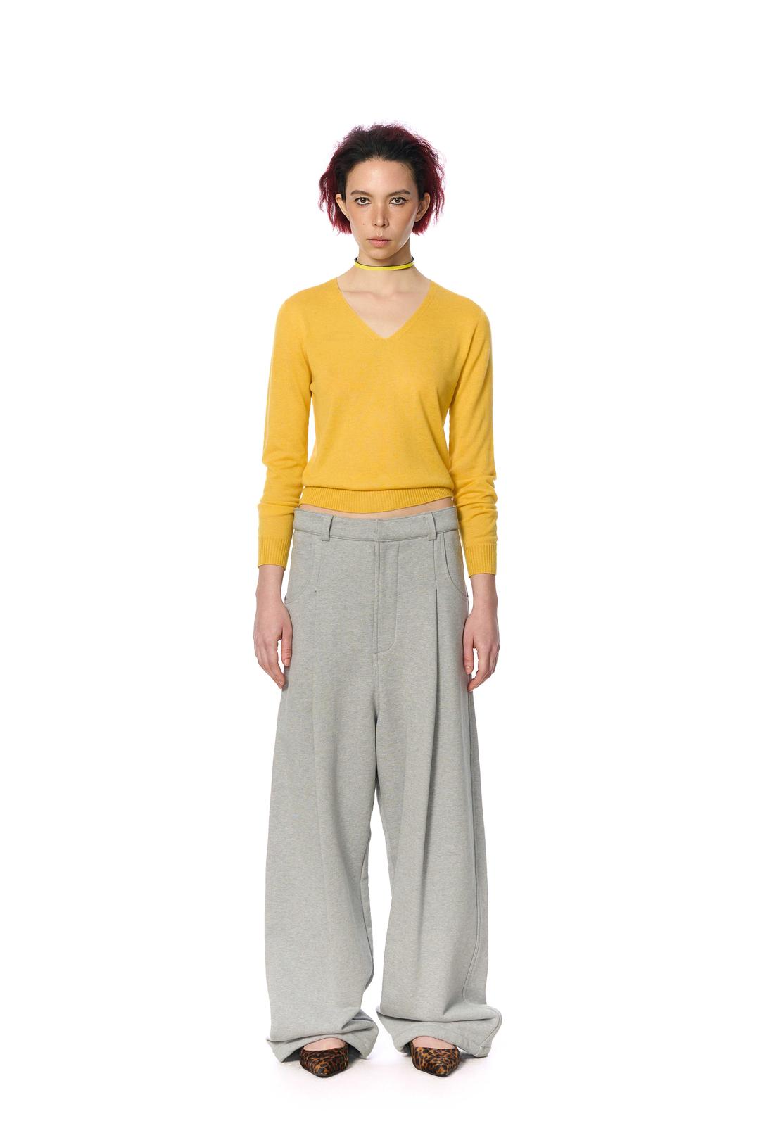 YELLOW CASHMERE V-NECK SLIM KNIT JUMPER