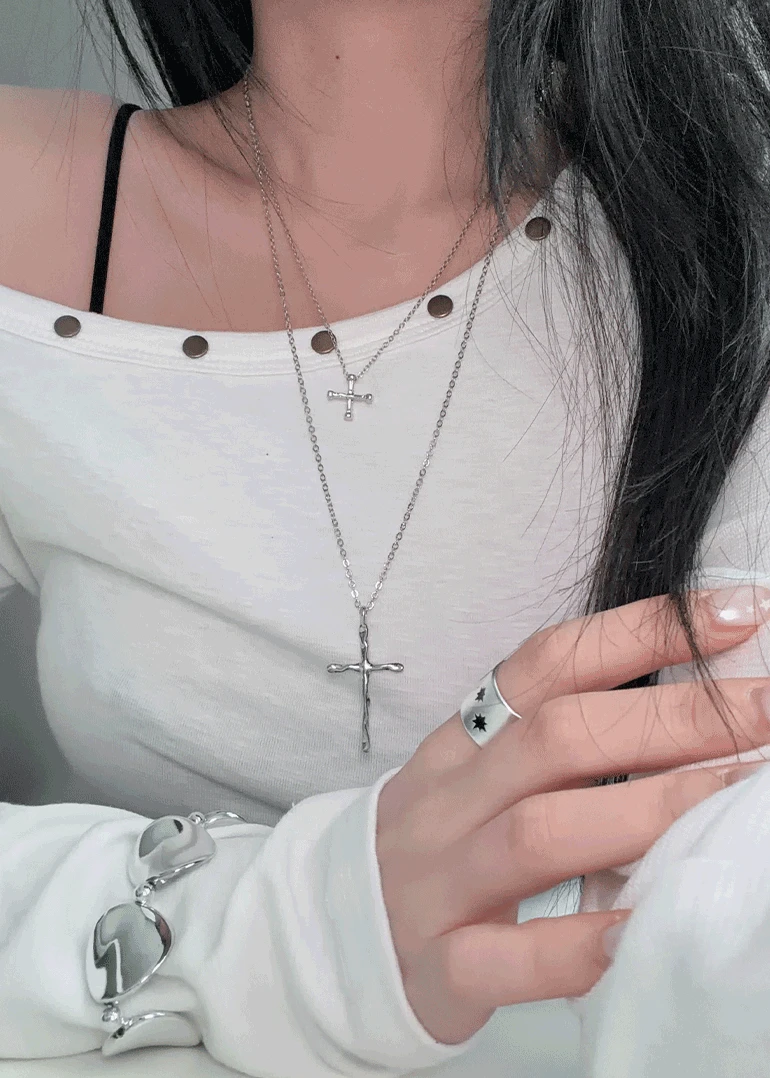 [1+1] slim cross necklace | 십자가 목걸이