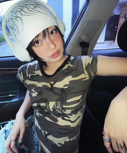 스타 카모 슬림핏티 베이지