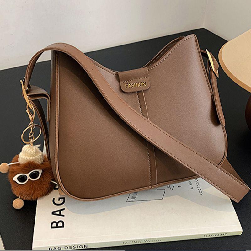 ◆백화점 1층 상품◆ 실물이 더 이쁘고 가벼운 가죽 클래식 크로스백