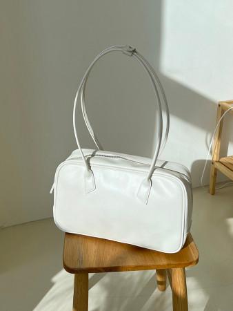 이런 상품 어때요? [국내제작] 버터 바게트 미들 보스턴 숄더백 (4color)