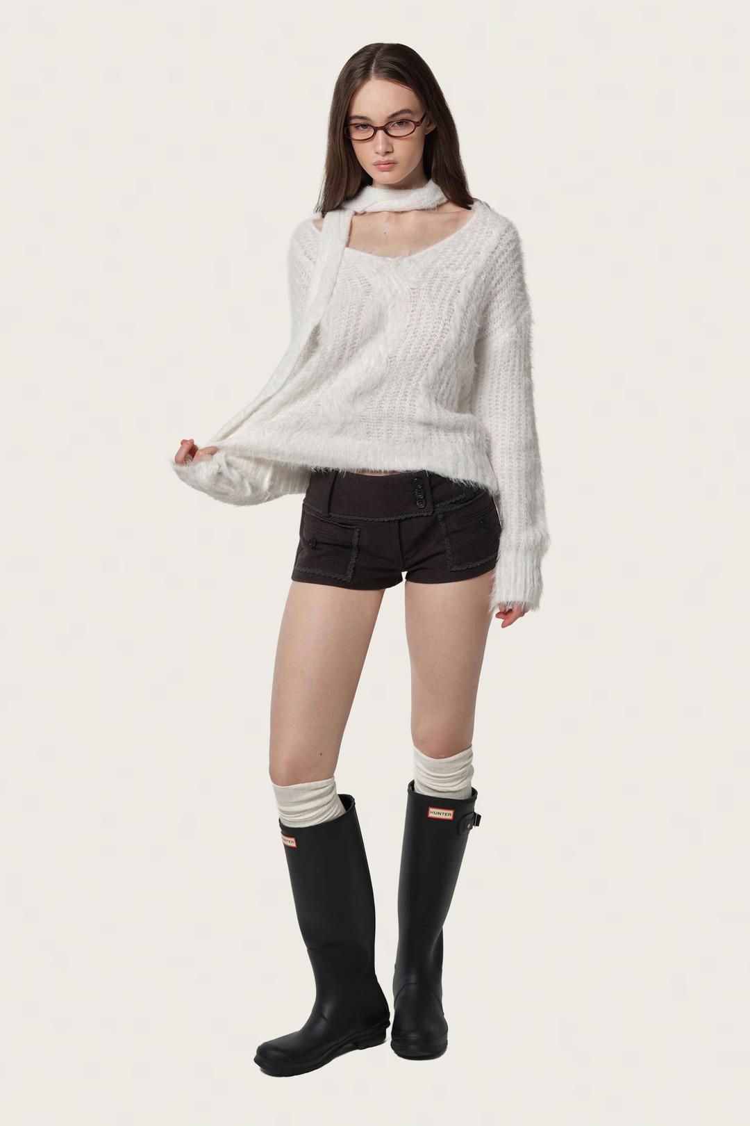 Three-button lace short, Charcoal