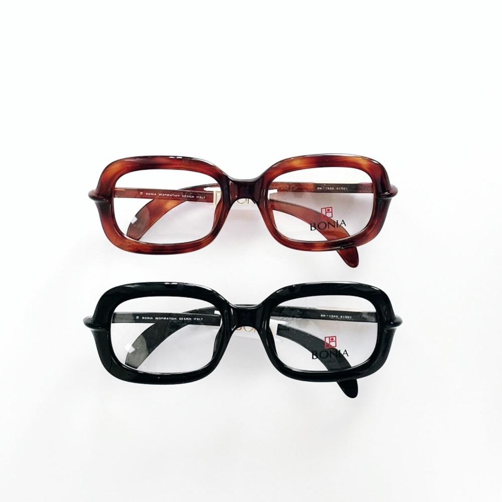 Bonia bold square glasses