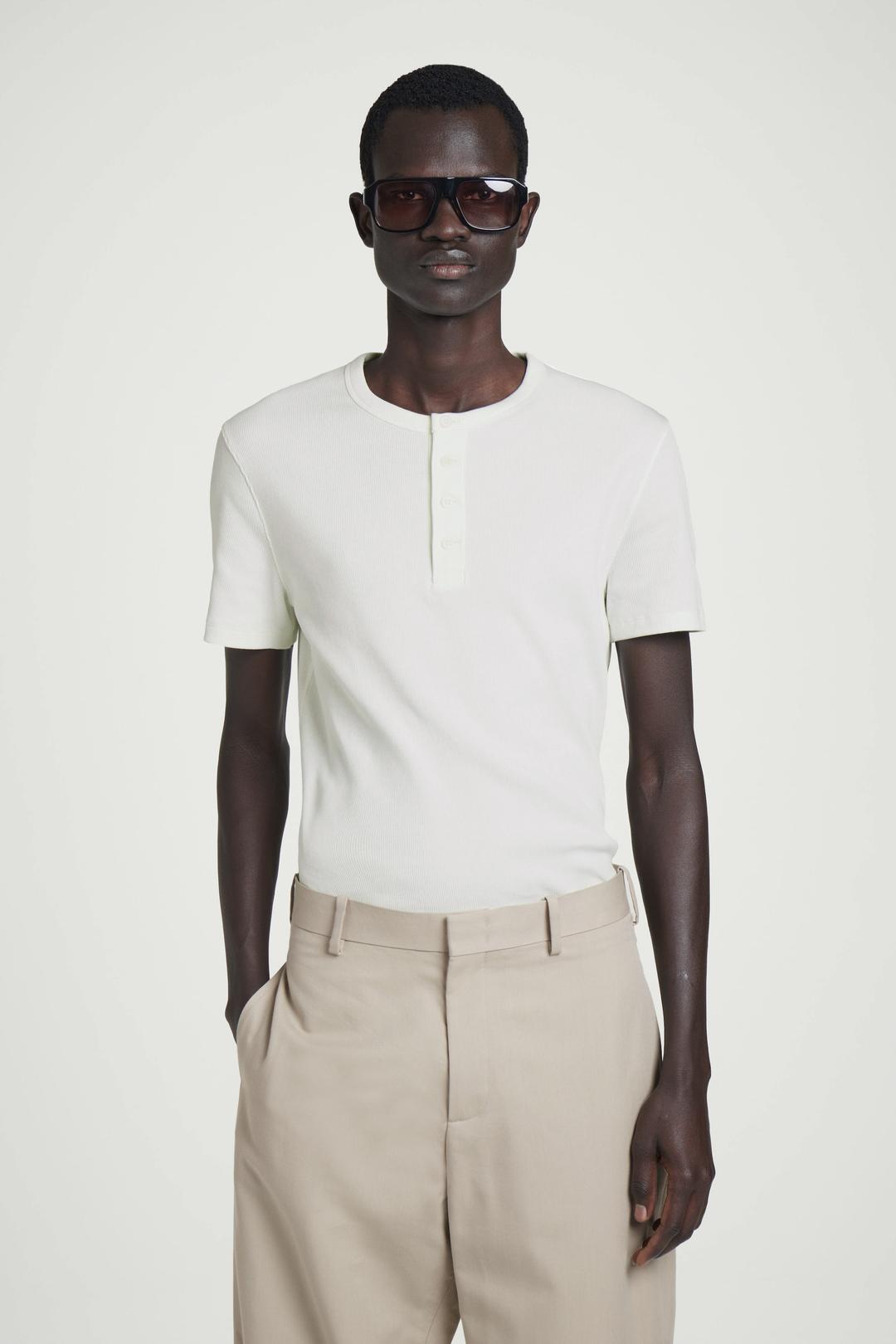 T-SHIRT HENLEY CÔTELÉ COUPE SLIM - BLANC