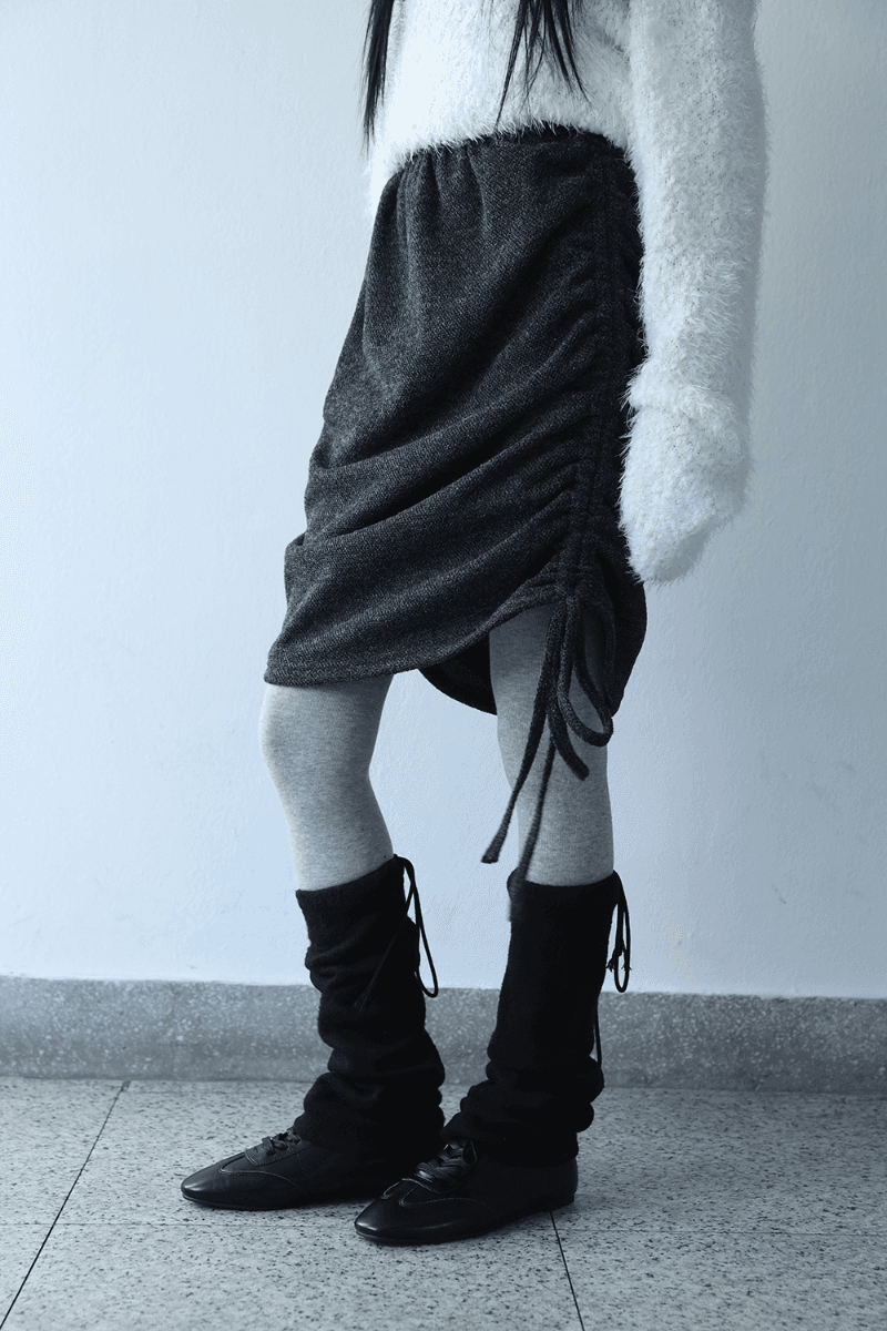 스트링 미디 스커트