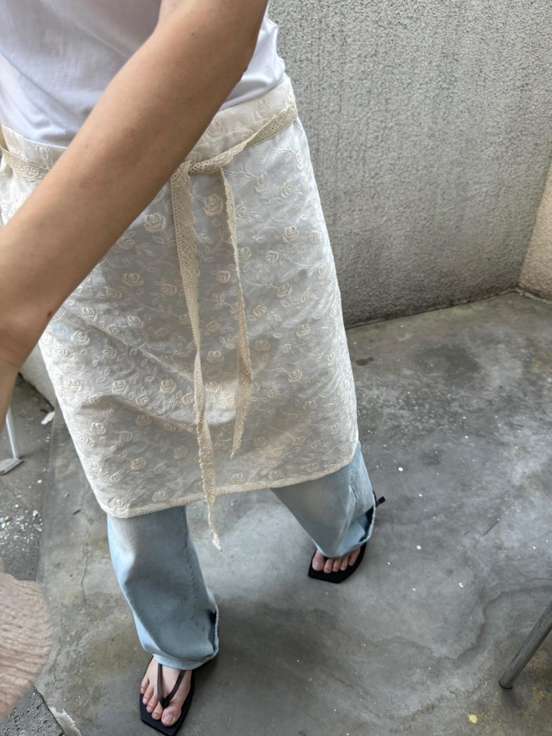 하얀 장미 앞치마