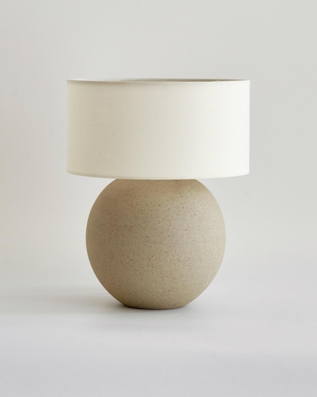 VACANT | LAMP COLLECTION 002(LARGE) - BEIGE