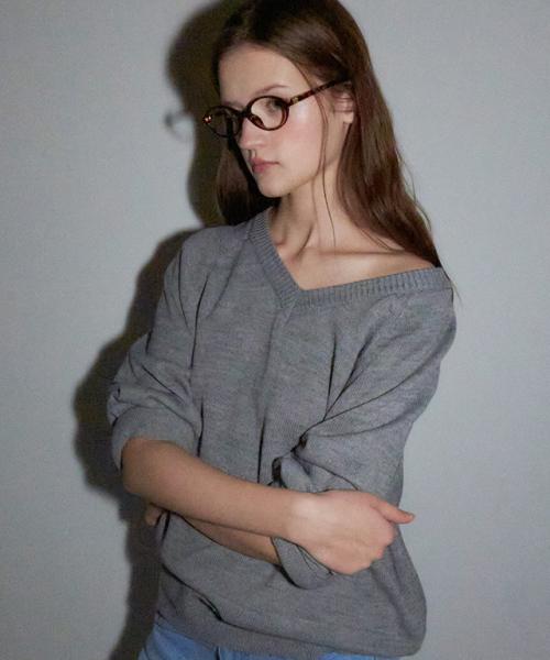 COZY LOOSE FIT V NECK KNIT MELANGE GREY