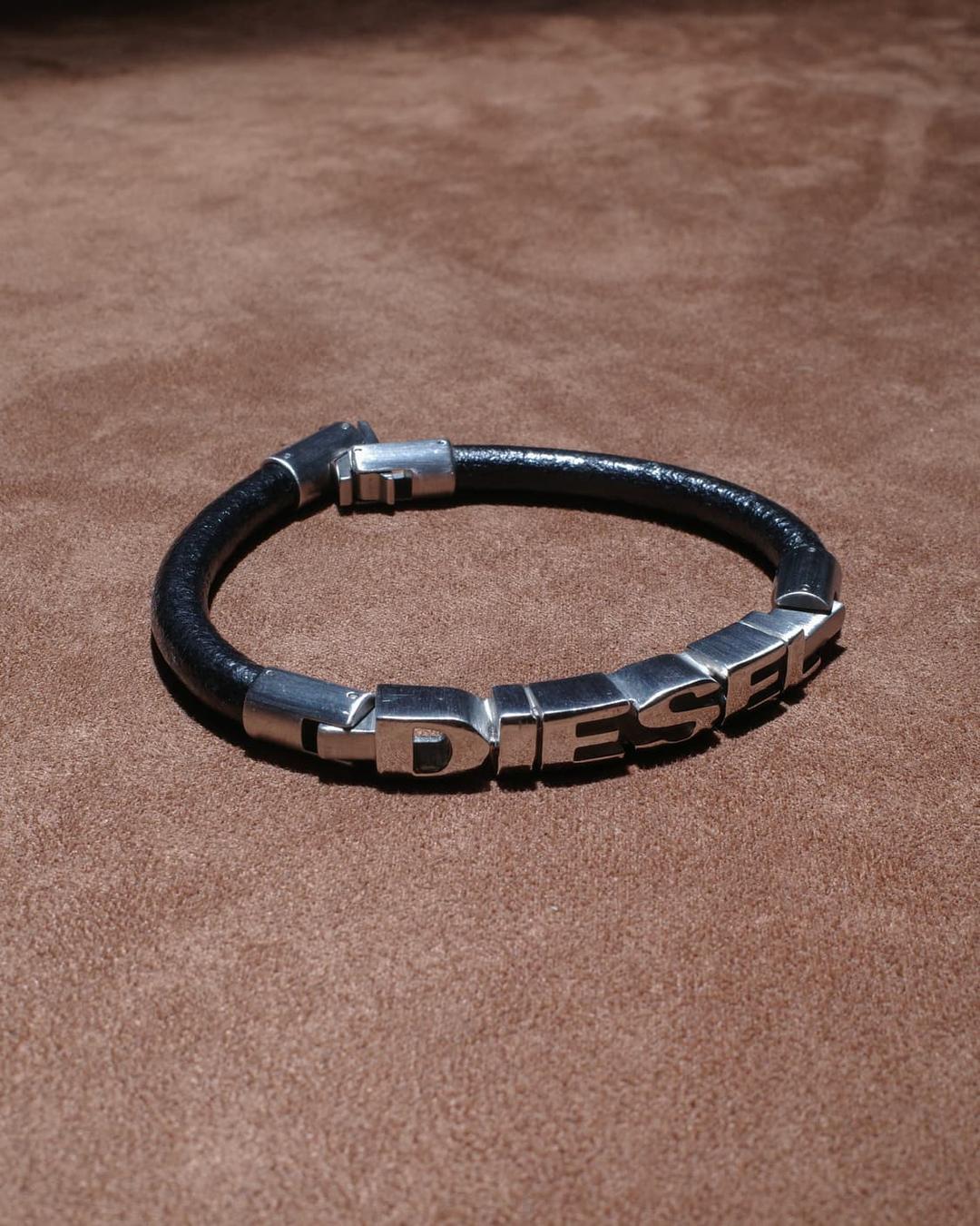 디젤 메탈로고 팔찌