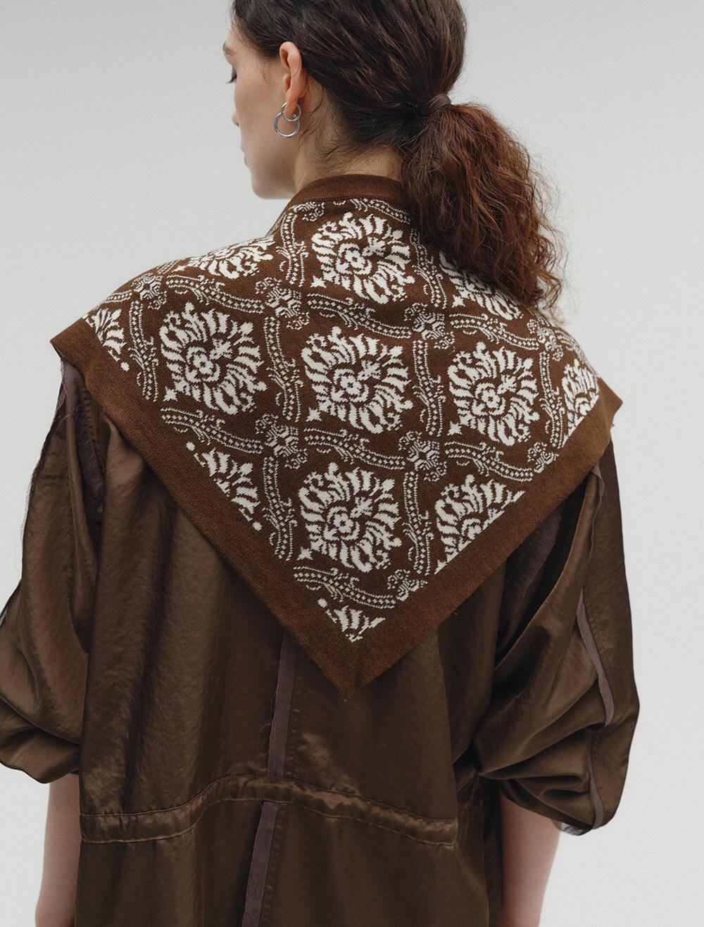 [2nd REORDER] TWO WAY JACQUARD CAPE KNIT [BROWN]