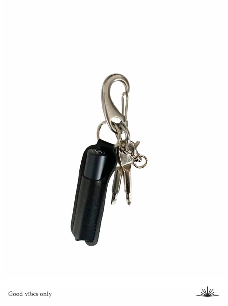 hoipoi basic Lip balm key ring 빈티지 카라비너 베이직 립밤키링