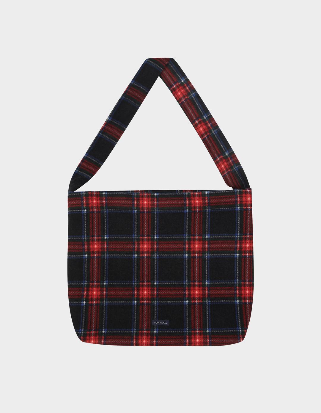 [ Last 30% ] Timo Fleece Tartan Check Bag (Red)