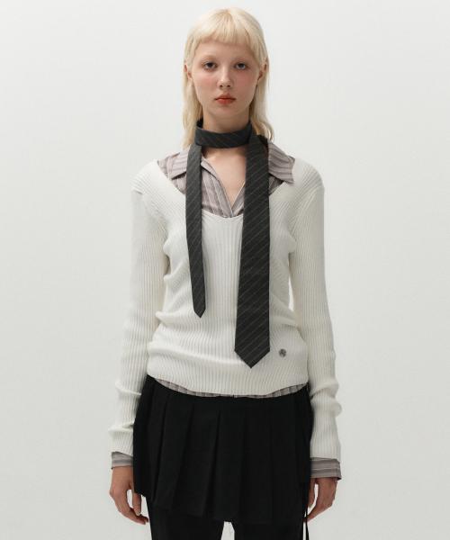 v slim knit [ivory]