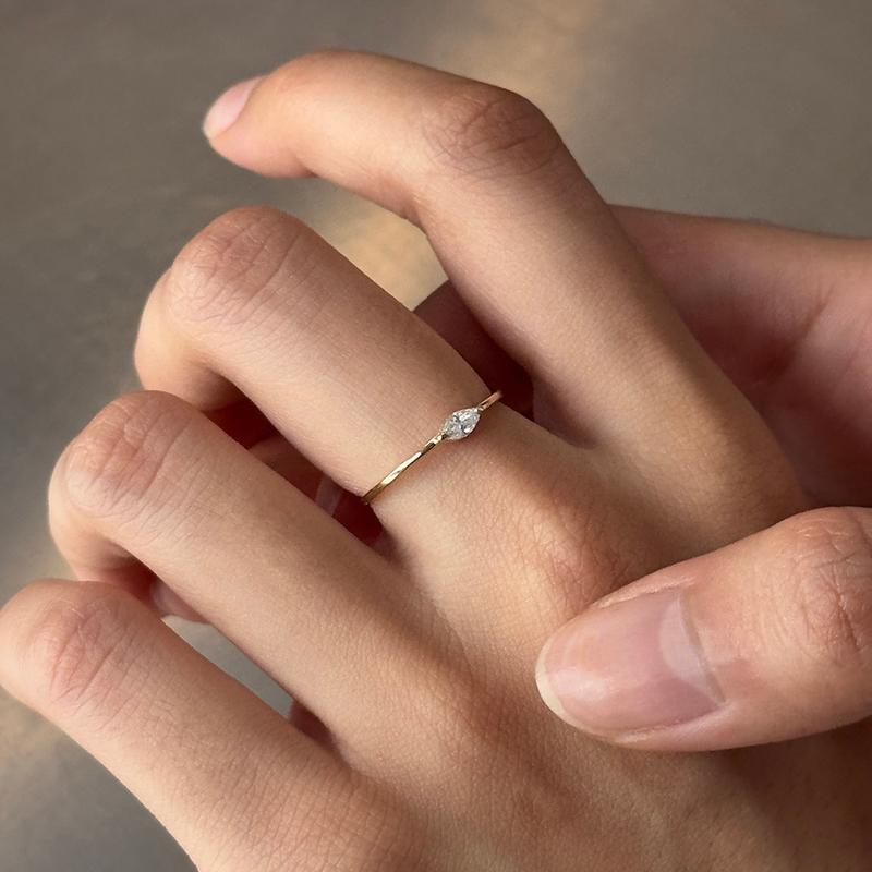 14k Navette ring