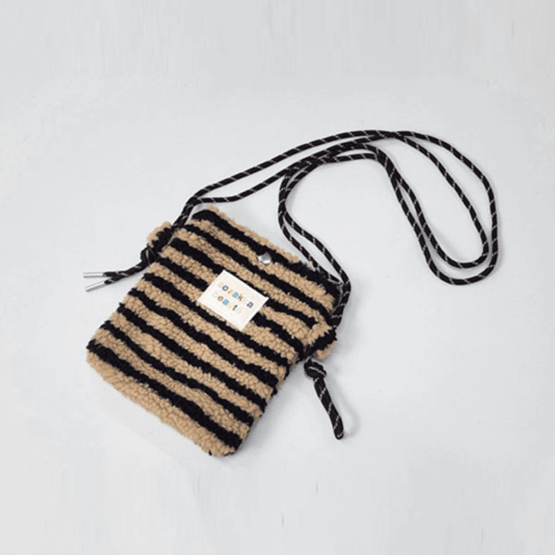 키들리 뽀글사각크로스백 25가을